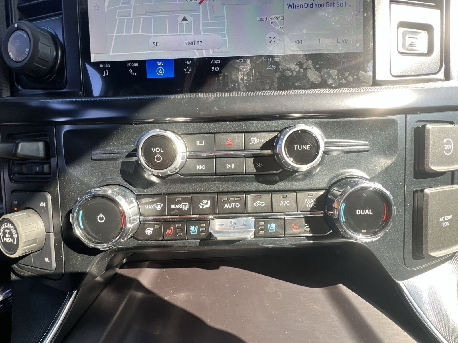 2026 Ford F-150 Platinum Hybrid