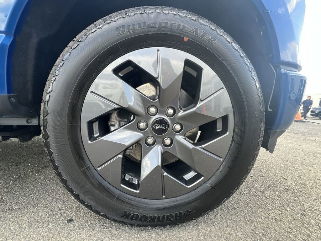 2022 Ford F-150 Lightning Lariat