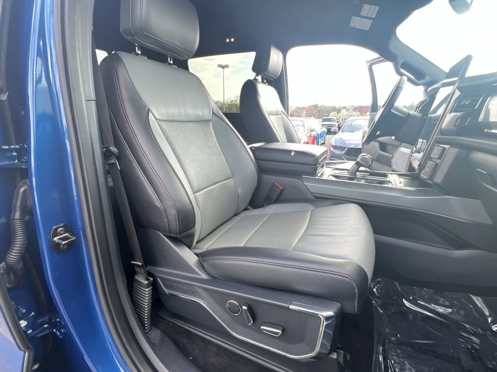 2022 Ford F-150 Lightning Lariat