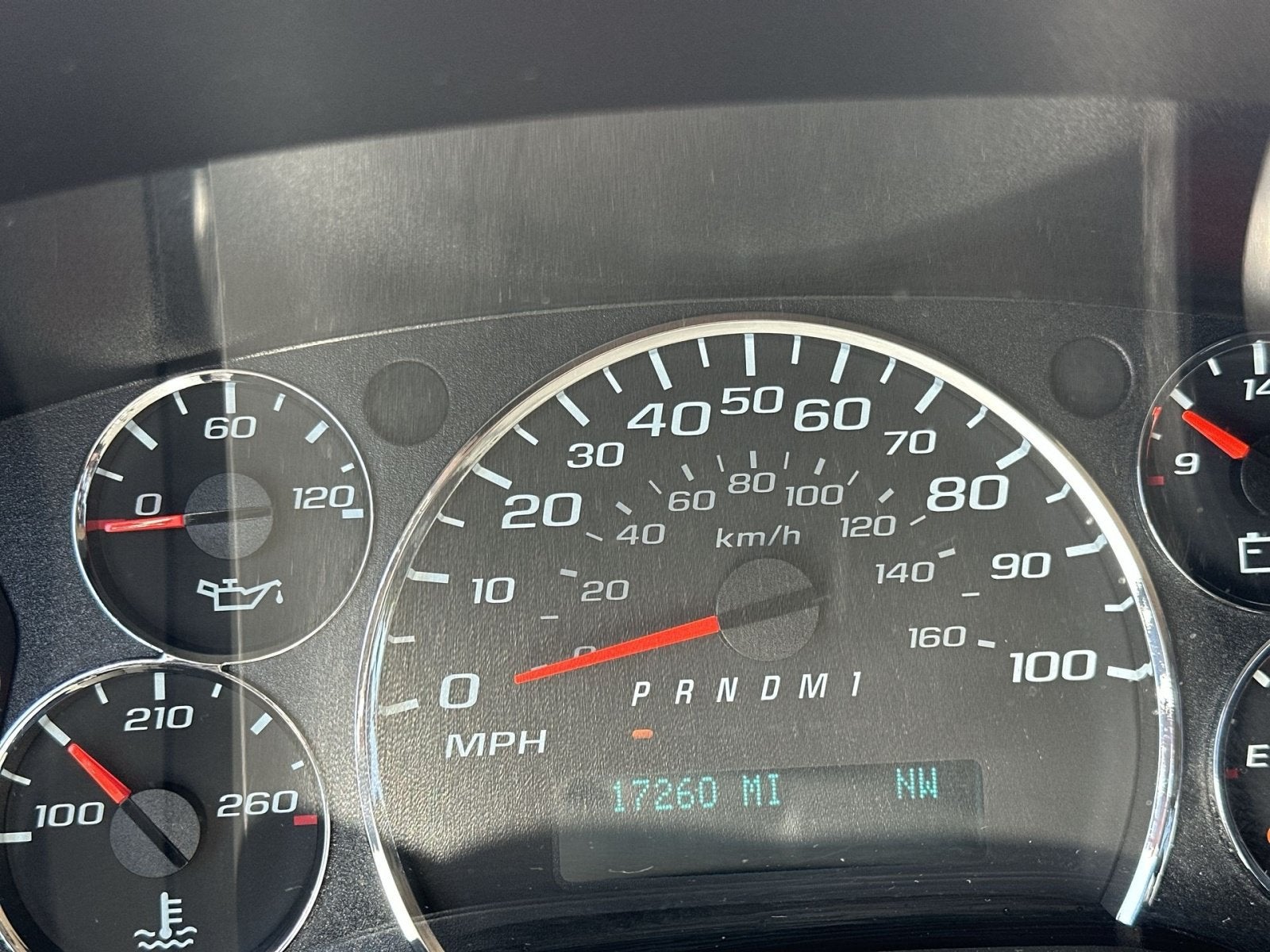2025 Chevrolet Express 3500 LT