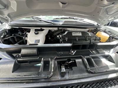 2025 Chevrolet Express 3500 LT
