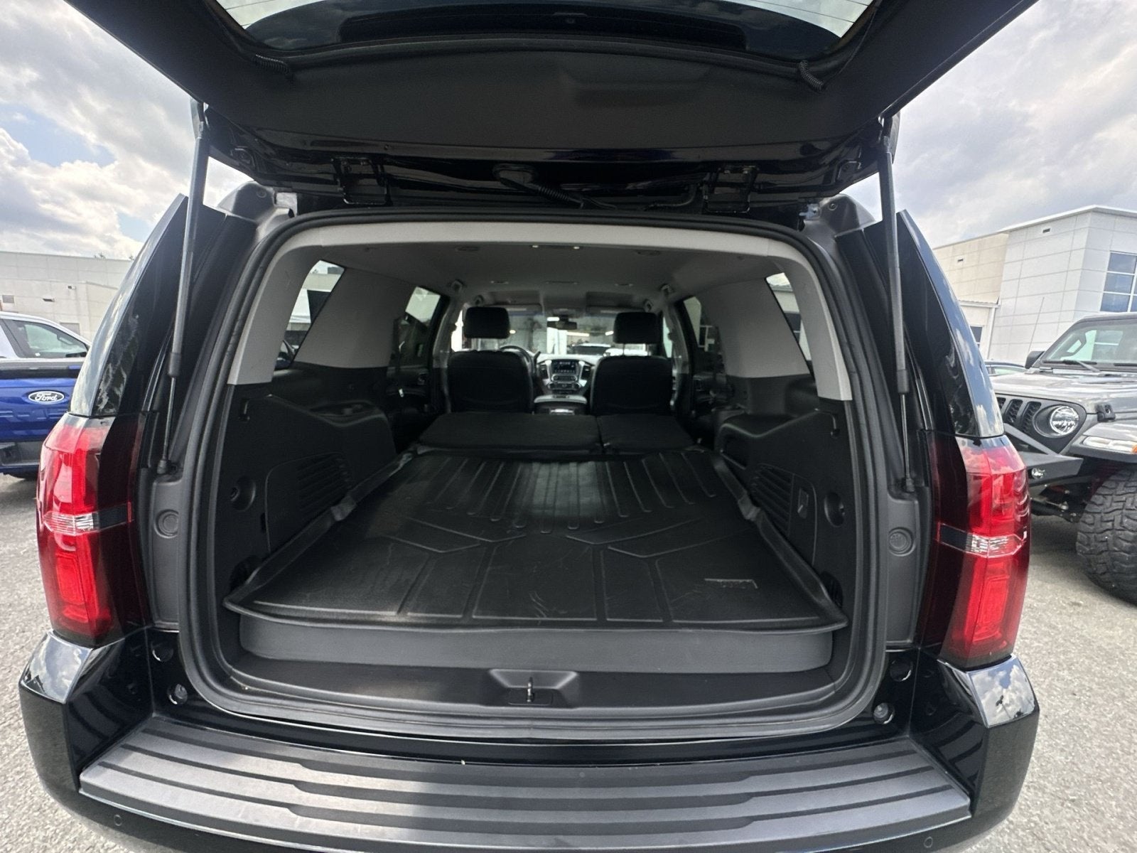 2020 Chevrolet Tahoe LS
