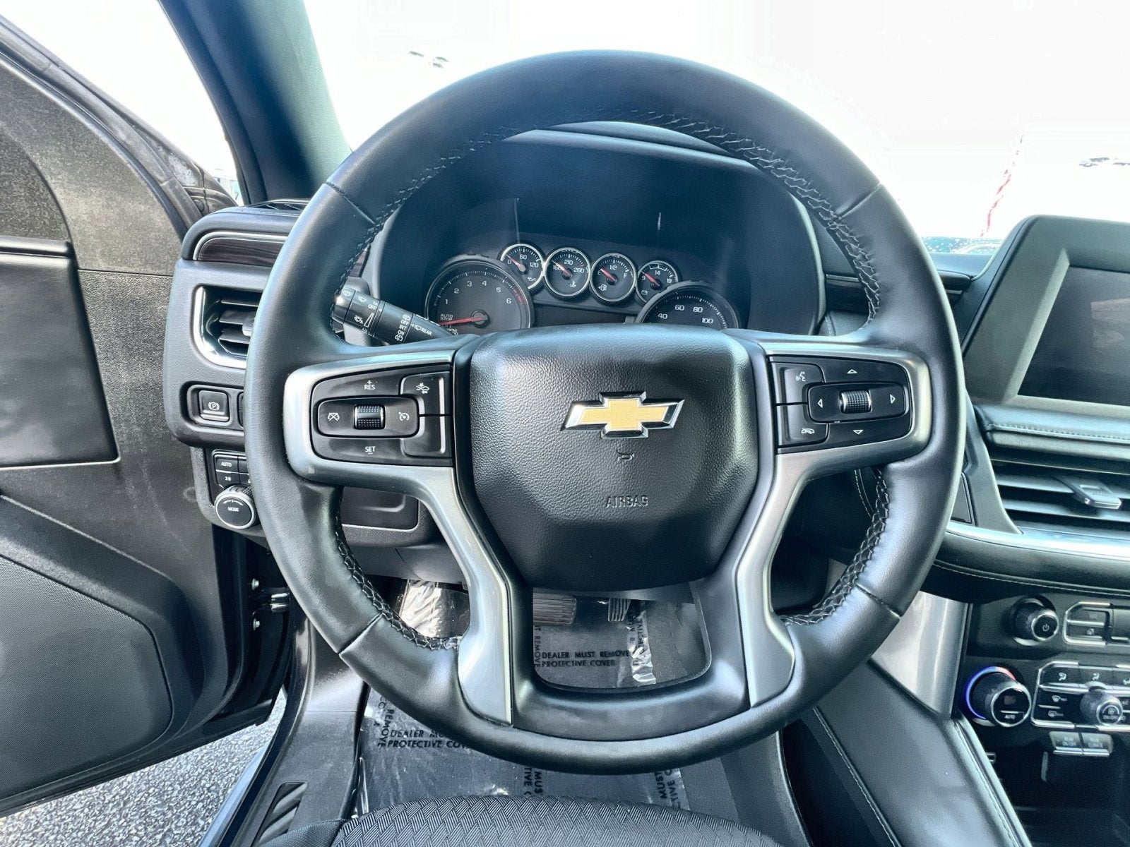 2023 Chevrolet Suburban LS