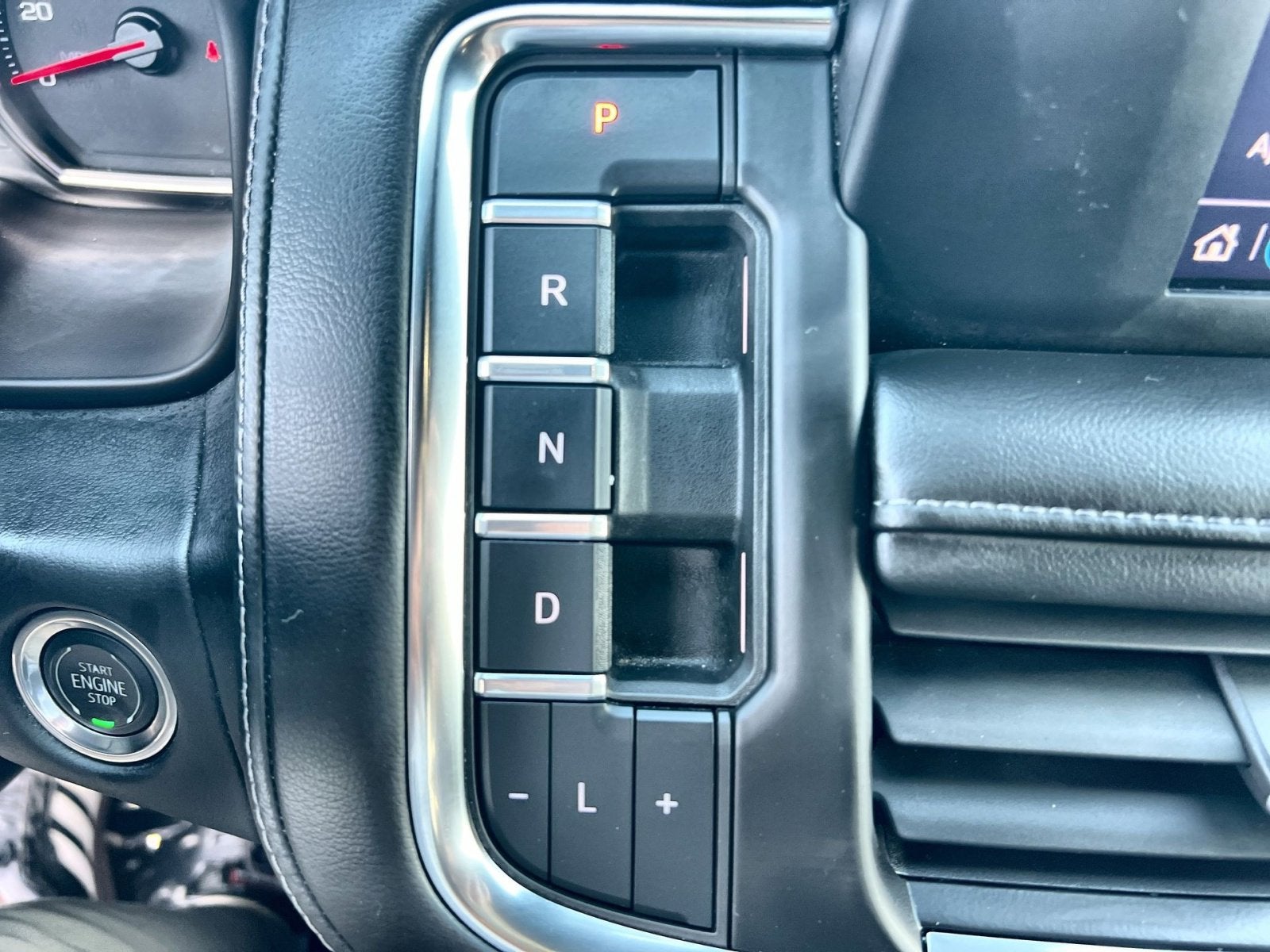 2023 Chevrolet Suburban LS