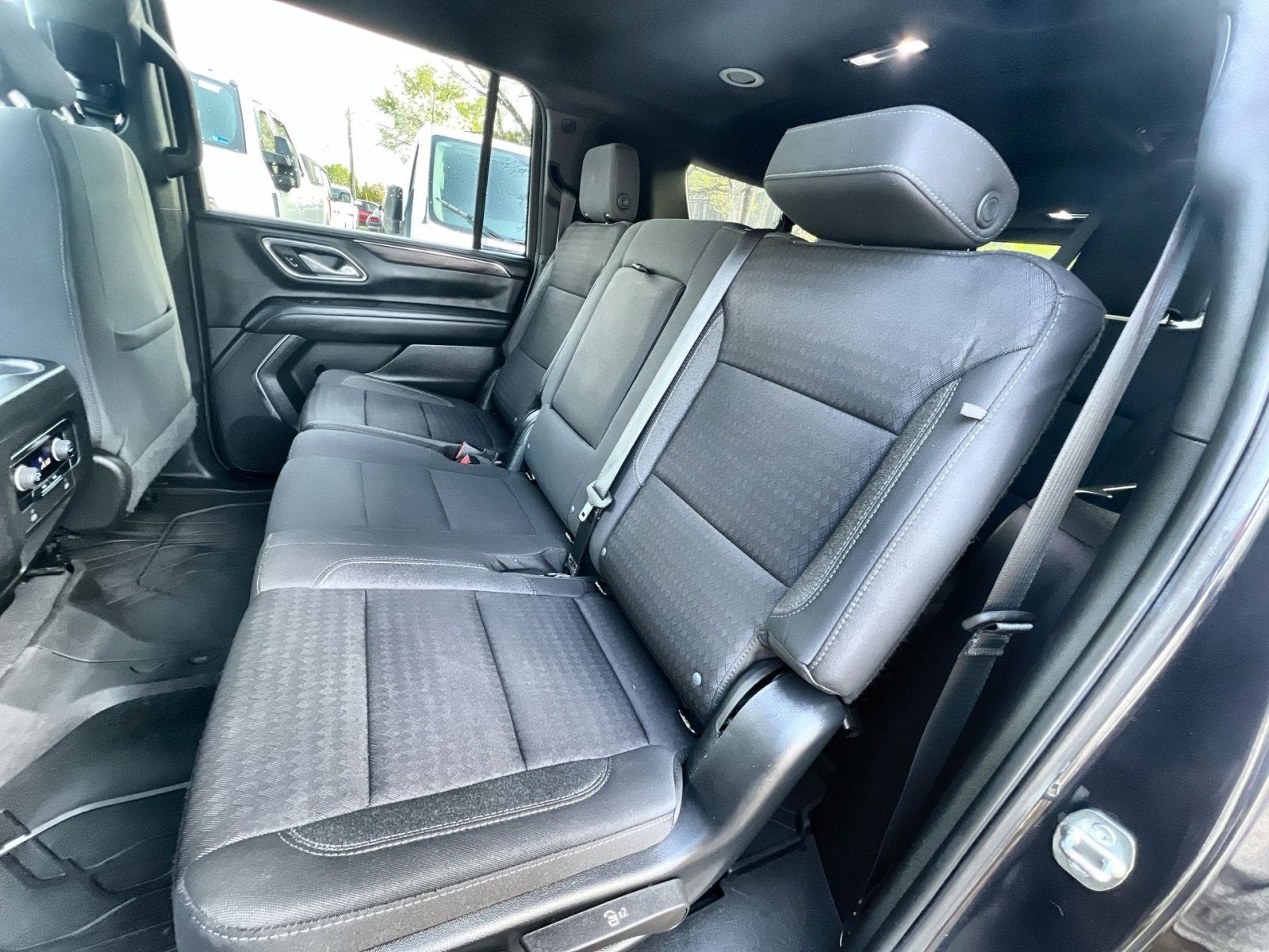 2023 Chevrolet Suburban LS