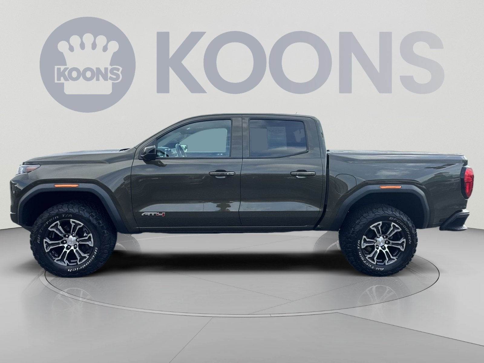 2023 GMC Canyon AT4