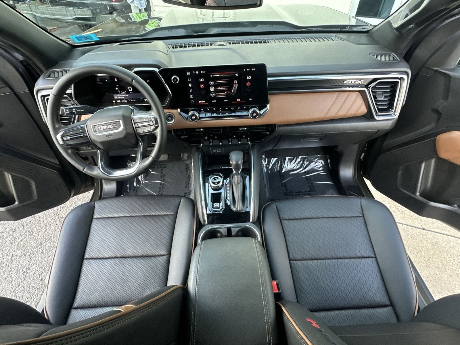 2023 GMC Canyon AT4