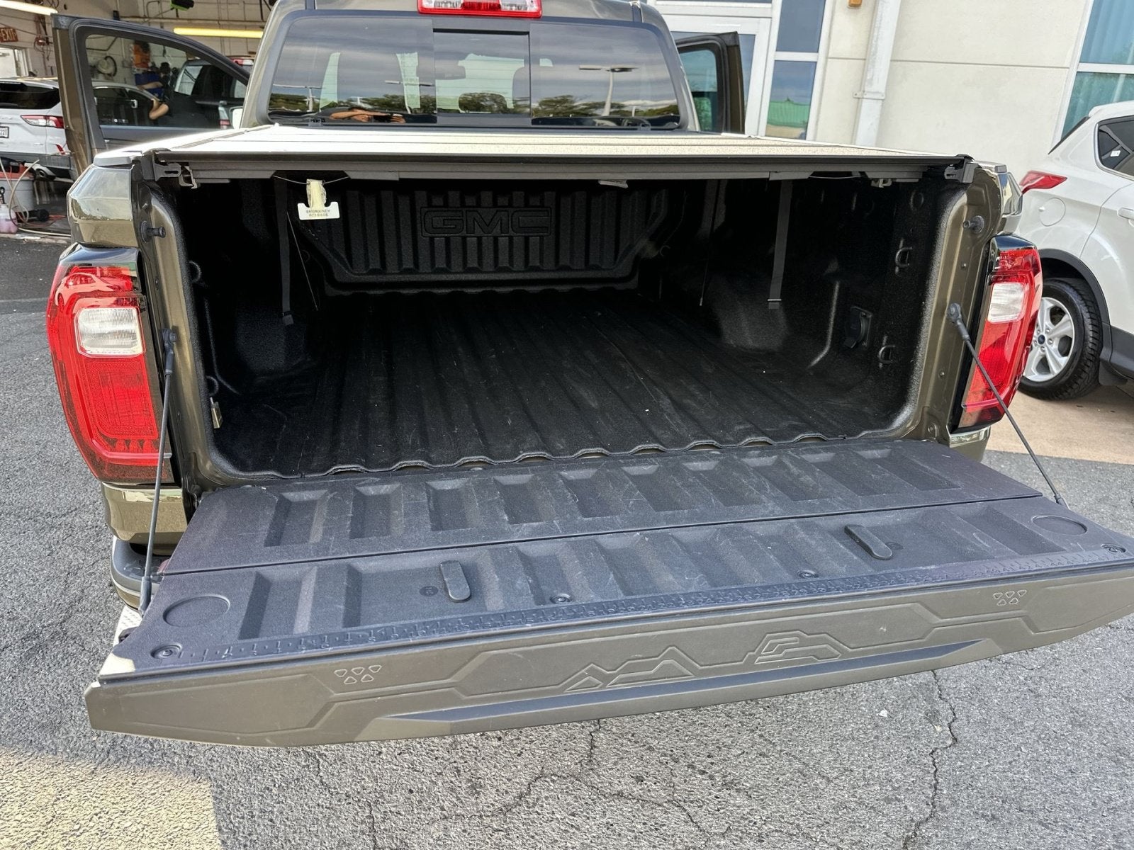 2023 GMC Canyon AT4
