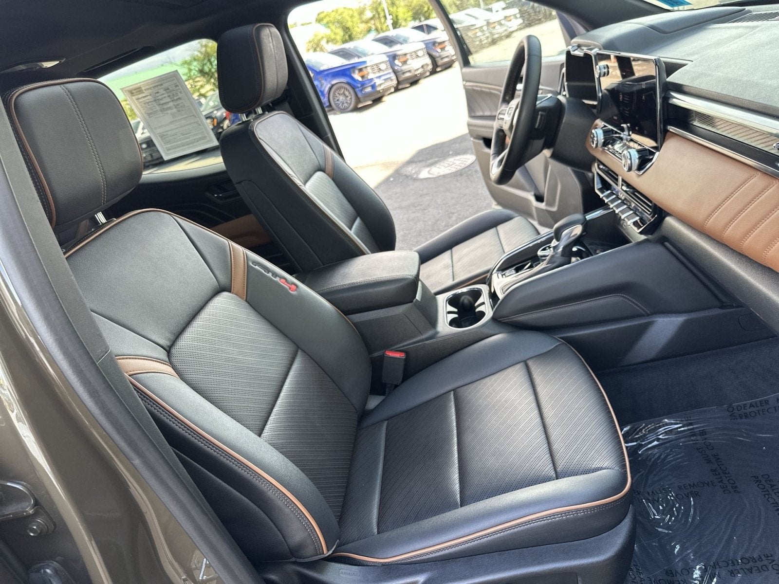2023 GMC Canyon AT4