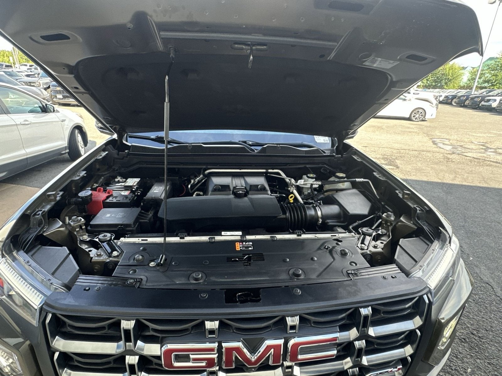 2023 GMC Canyon AT4