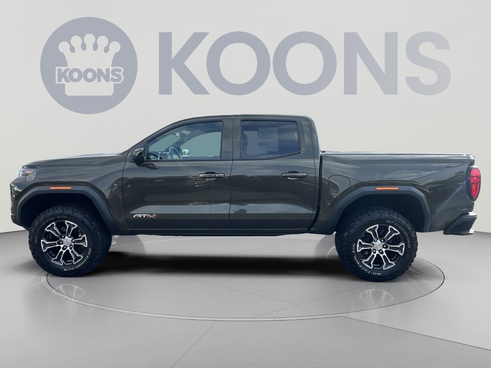 2023 GMC Canyon AT4