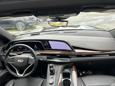 2022 Cadillac Escalade Premium Luxury
