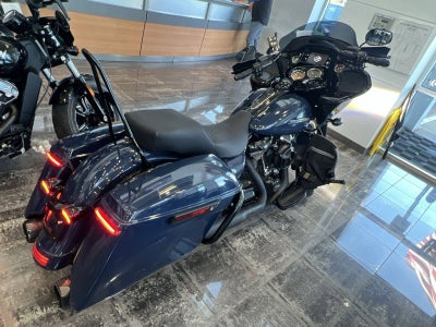 2019 Harley-Davidson Road Glide Base