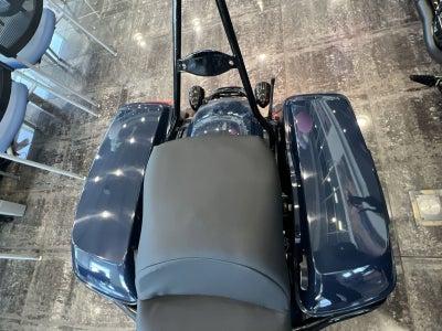 2019 Harley-Davidson Road Glide Base