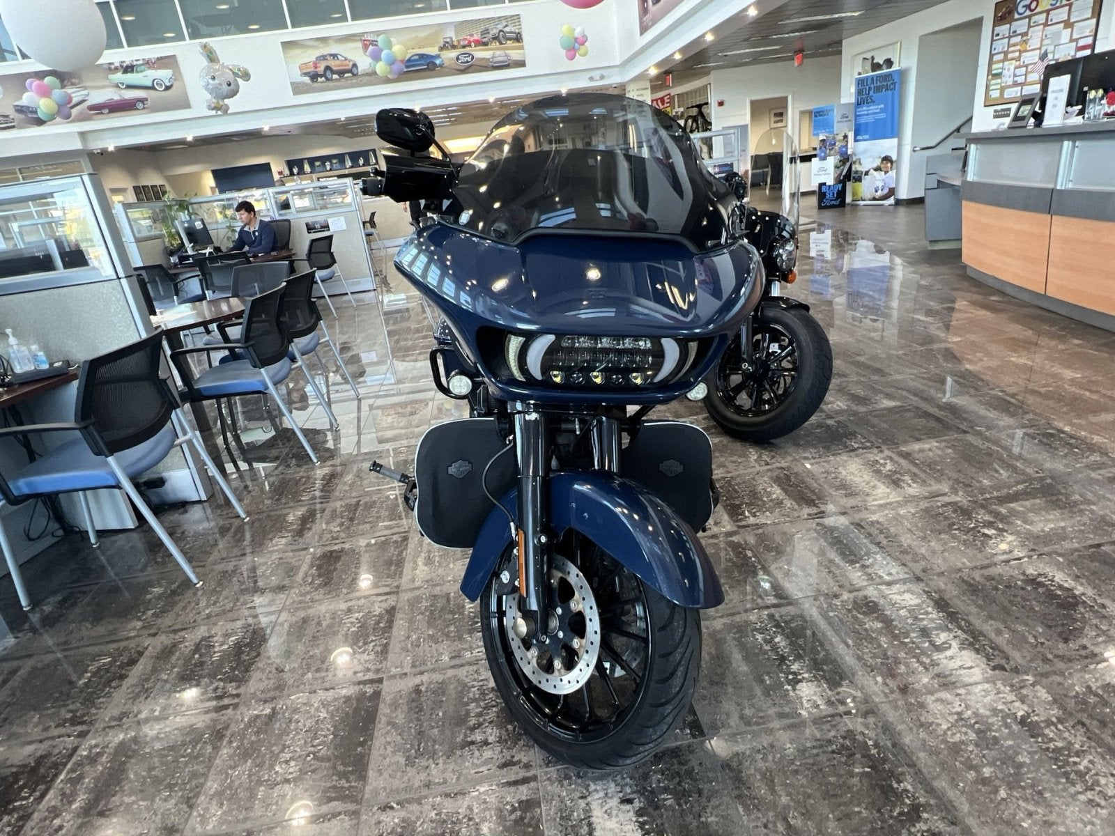 2019 Harley-Davidson Road Glide Base
