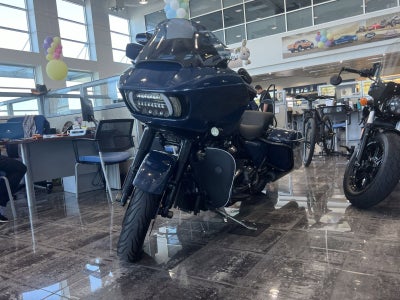 2019 Harley-Davidson Road Glide Base