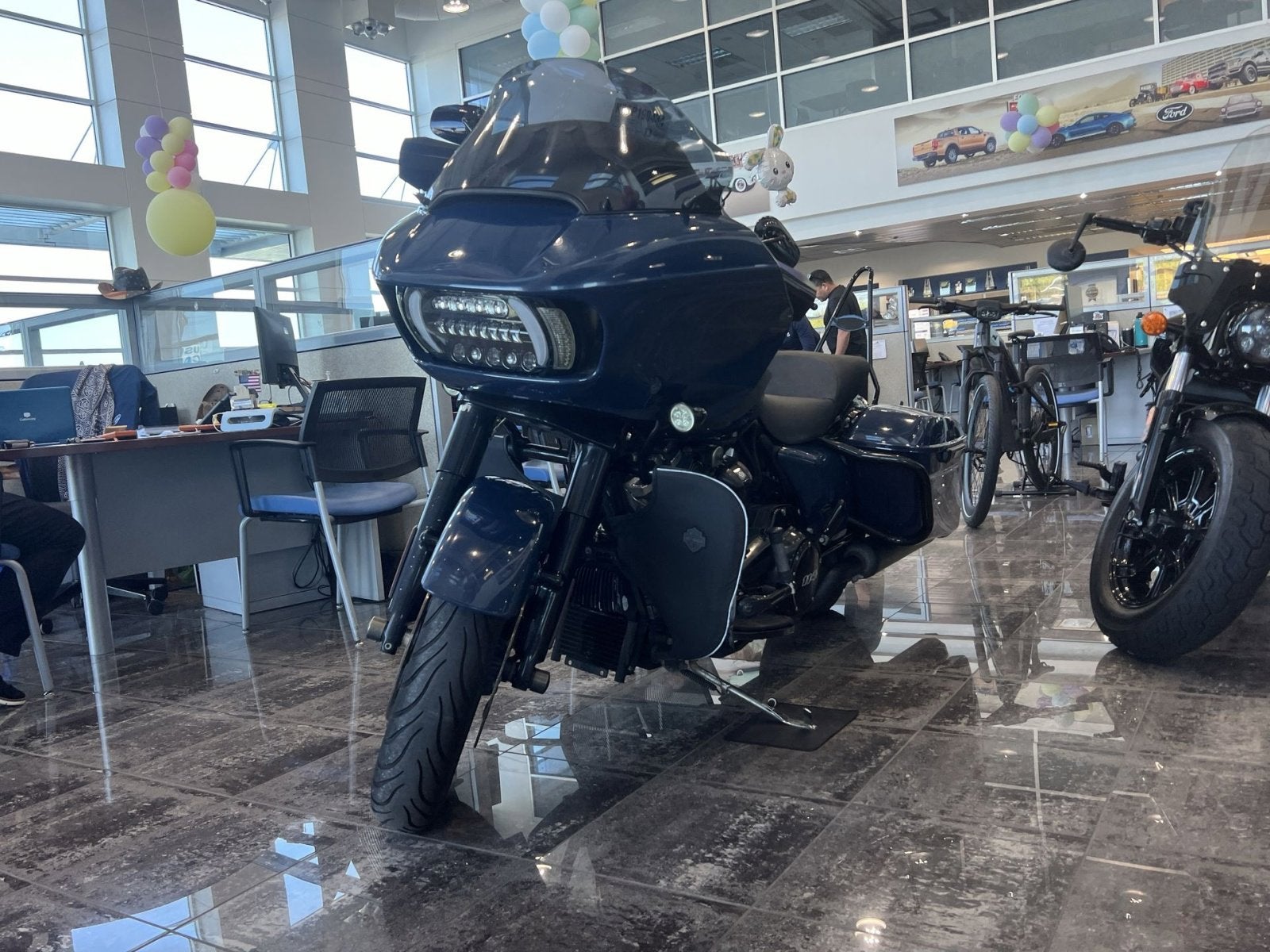 2019 Harley-Davidson Road Glide Base