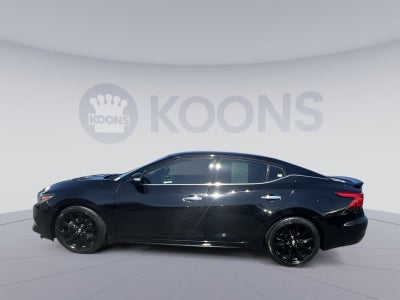 2017 Nissan Maxima SR