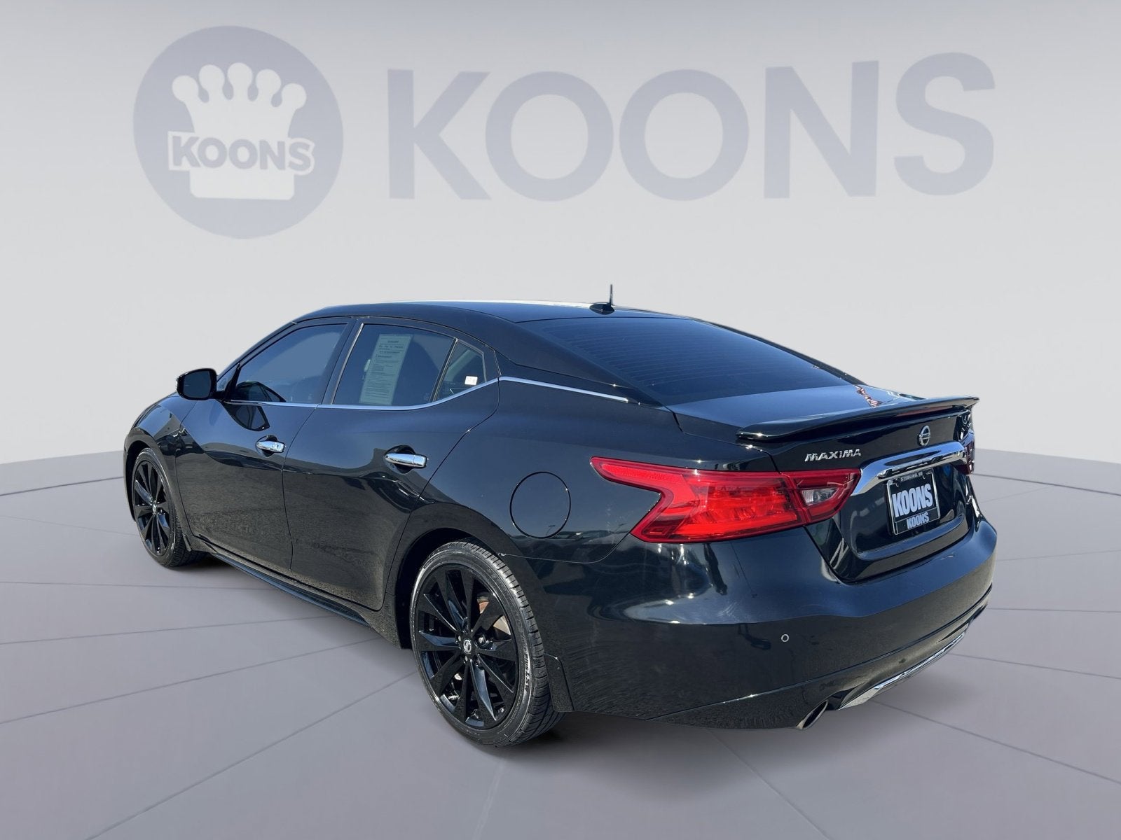 2017 Nissan Maxima SR