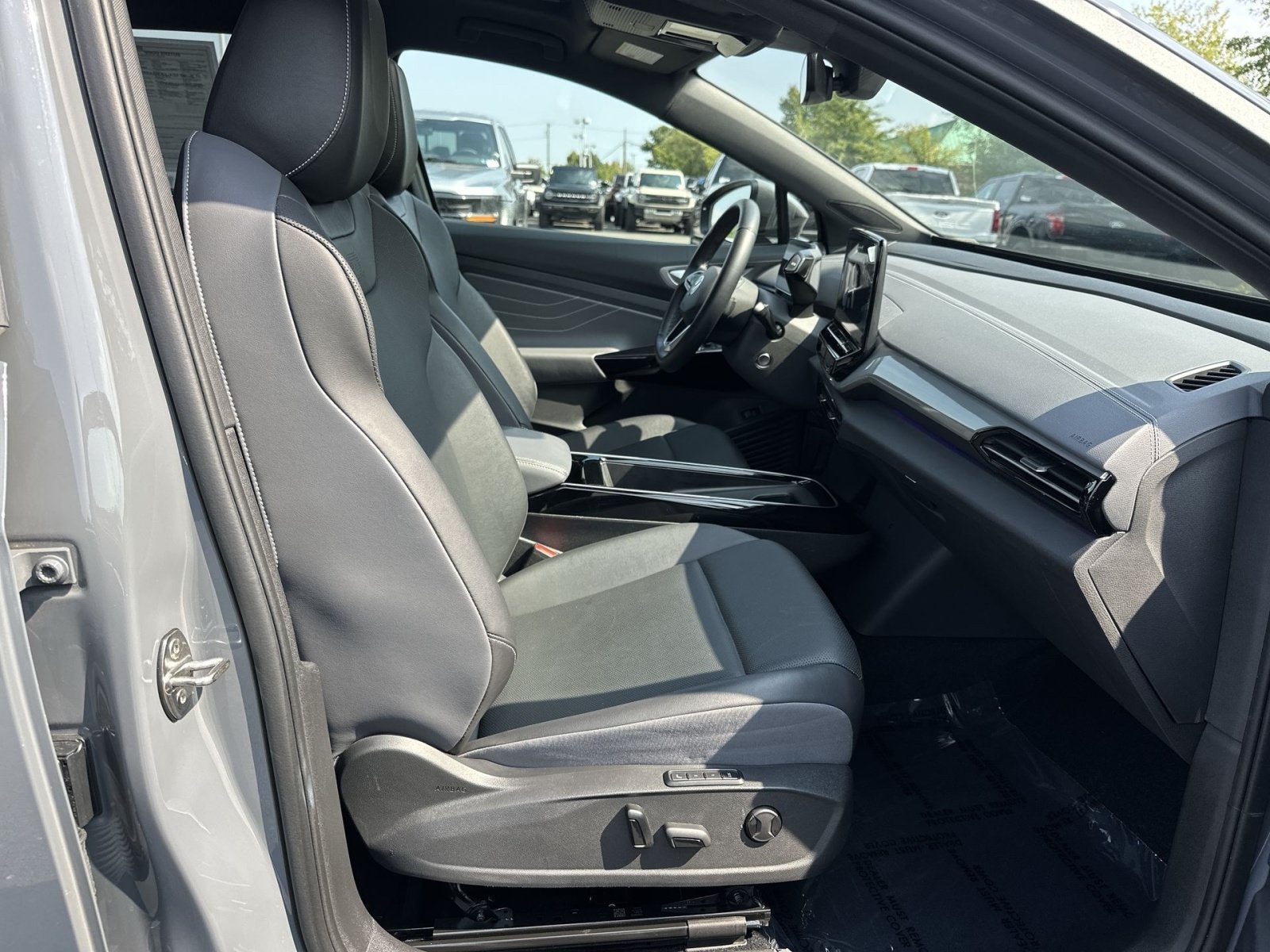 2023 Volkswagen ID.4 S