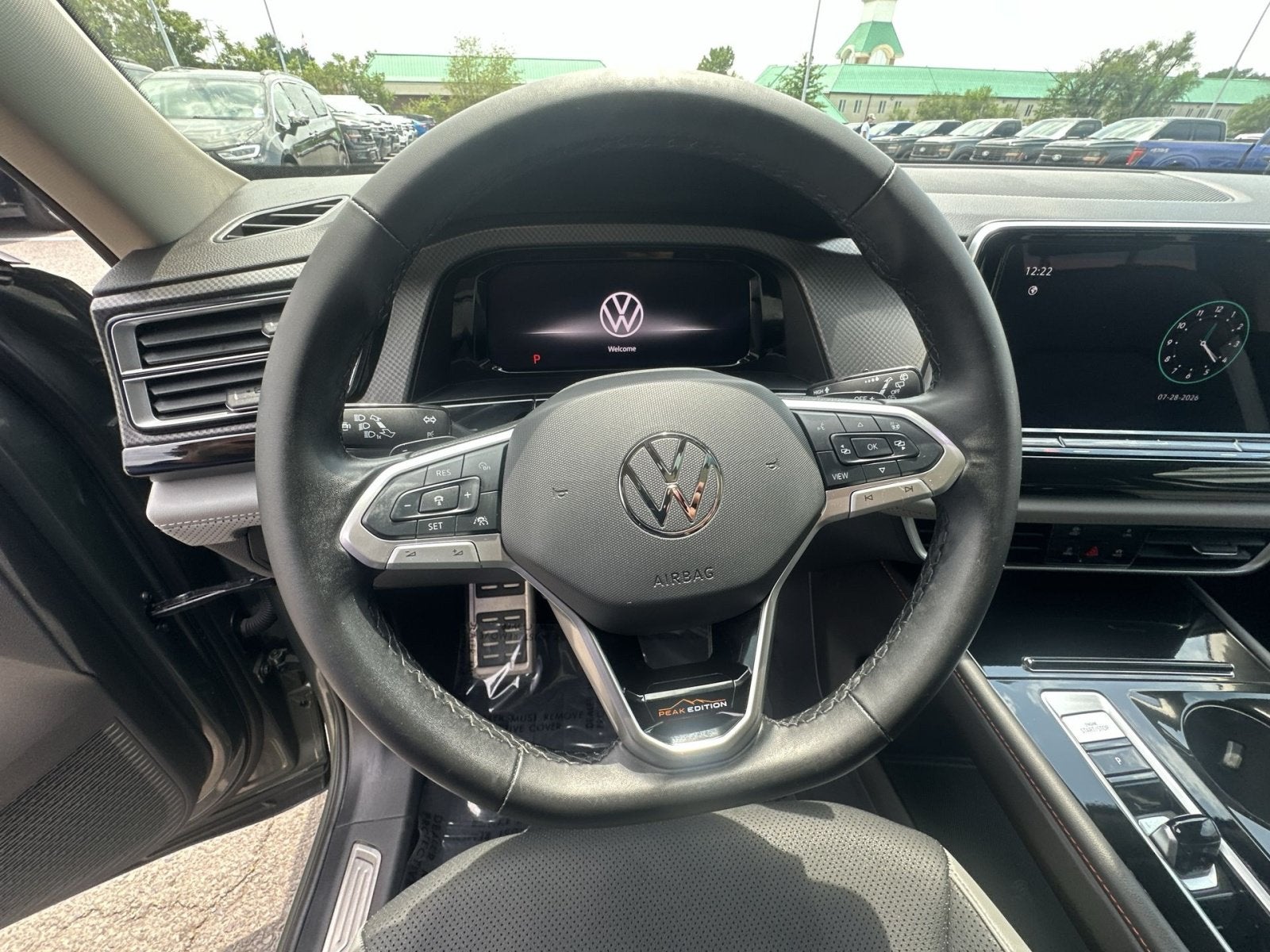 2025 Volkswagen Atlas 2.0T Peak Edition