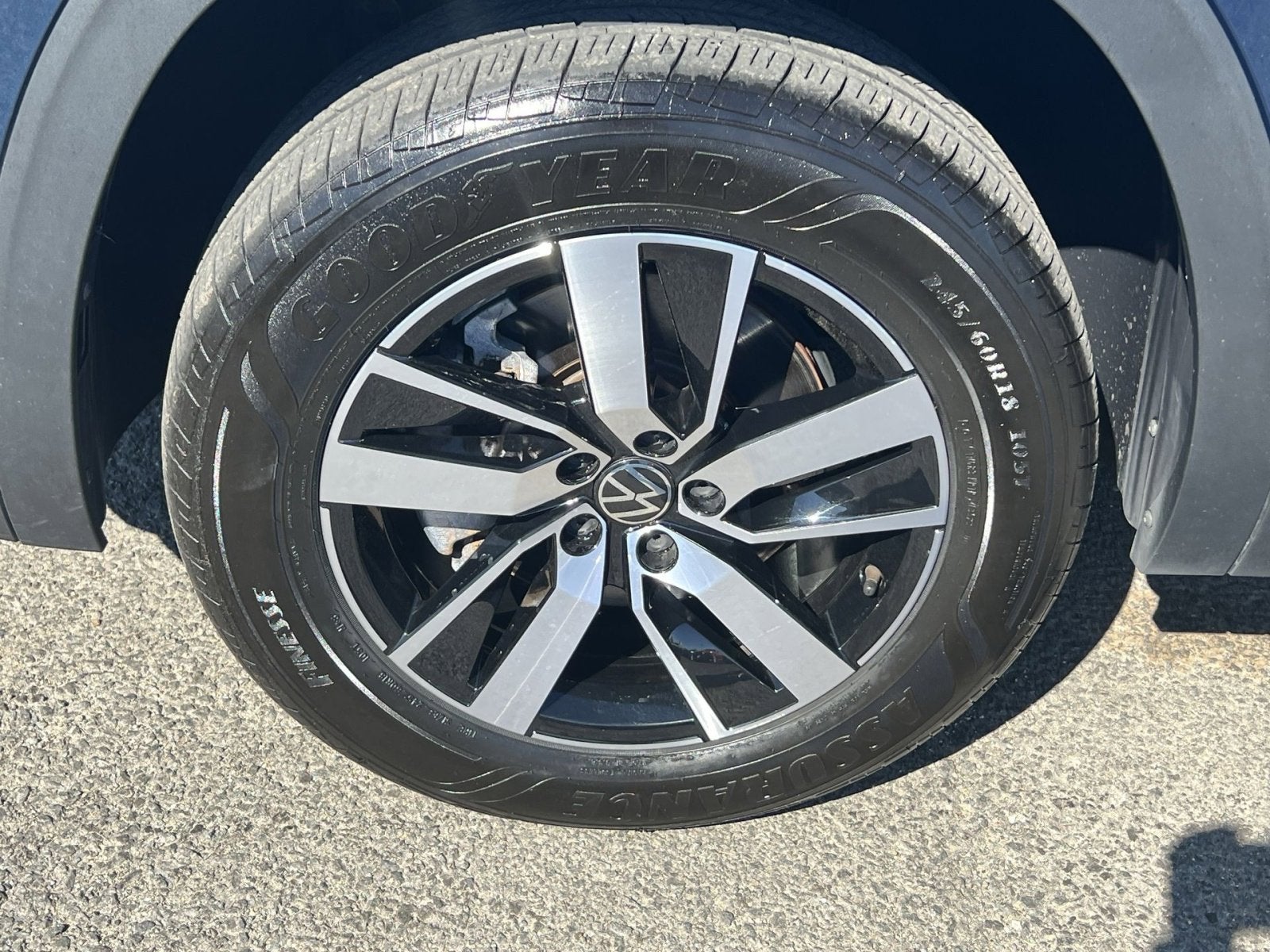 2023 Volkswagen Atlas 2.0T SE