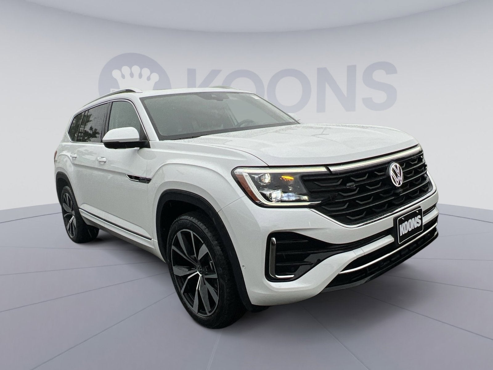 2024 Volkswagen Atlas 2.0T SEL Premium R-Line