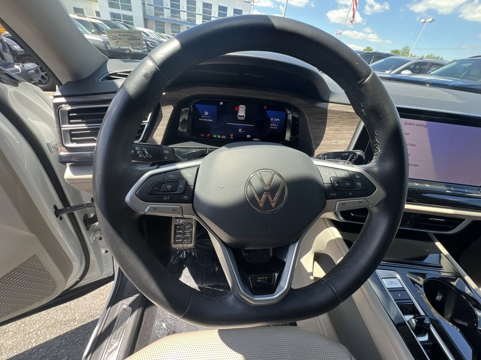 2024 Volkswagen Atlas 2.0T SEL Premium R-Line