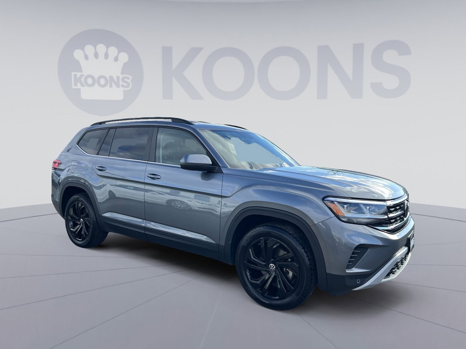 2022 Volkswagen Atlas 3.6L V6 SE w/Technology