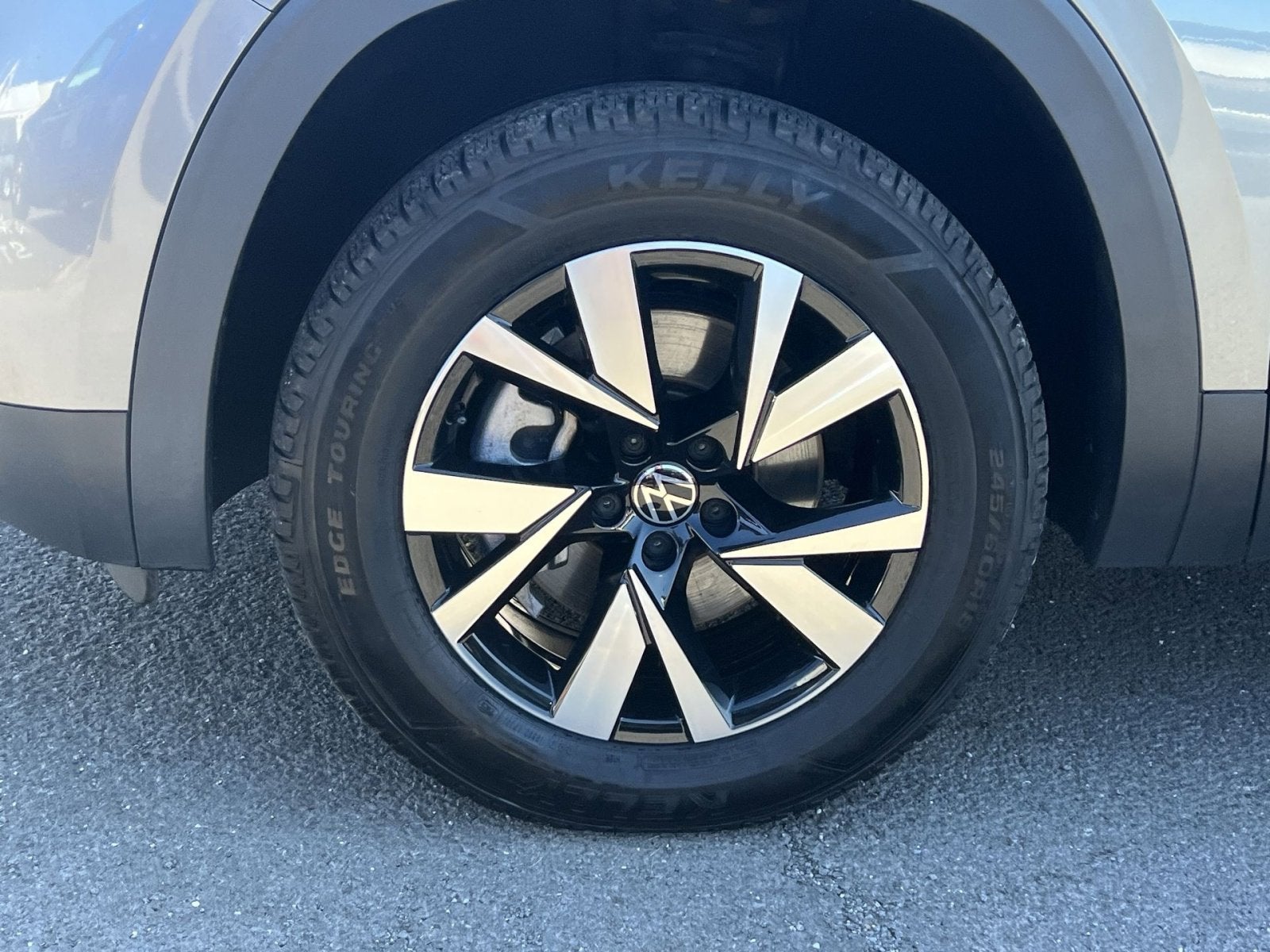2022 Volkswagen Atlas Cross Sport 2.0T SE