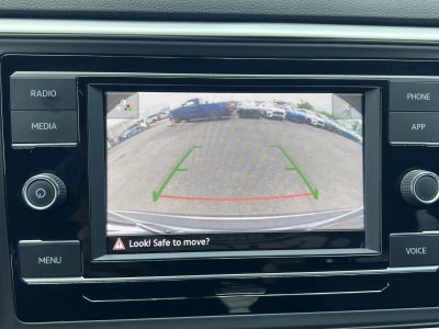 2022 Volkswagen Atlas Cross Sport 2.0T SE