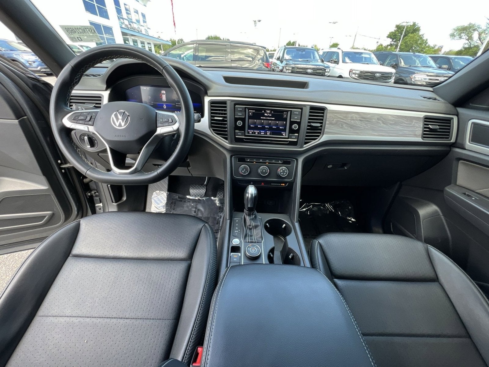 2022 Volkswagen Atlas Cross Sport 2.0T SE