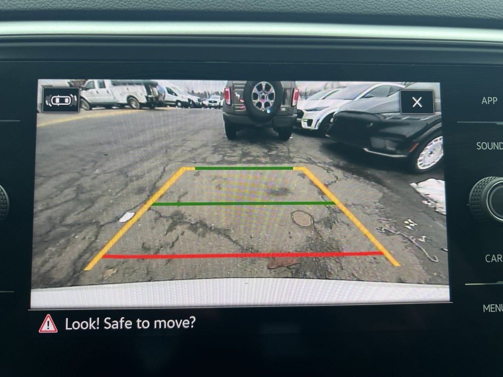 2021 Volkswagen Atlas 3.6L V6 SE w/Technology R-Line