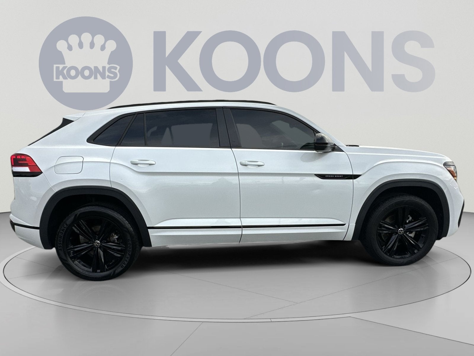2023 Volkswagen Atlas Cross Sport 2.0T SEL R-Line Black