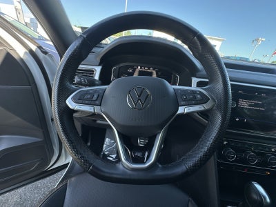 2023 Volkswagen Atlas Cross Sport 2.0T SEL R-Line Black