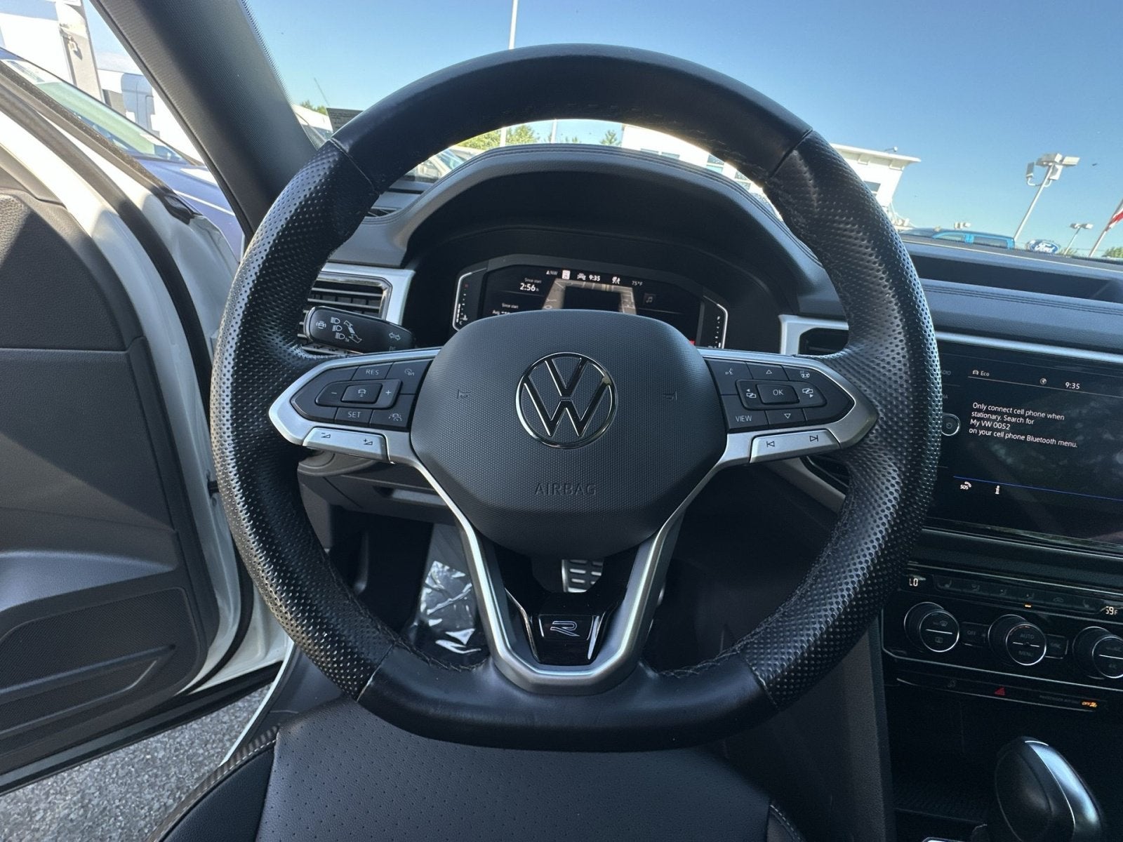 2023 Volkswagen Atlas Cross Sport 2.0T SEL R-Line Black