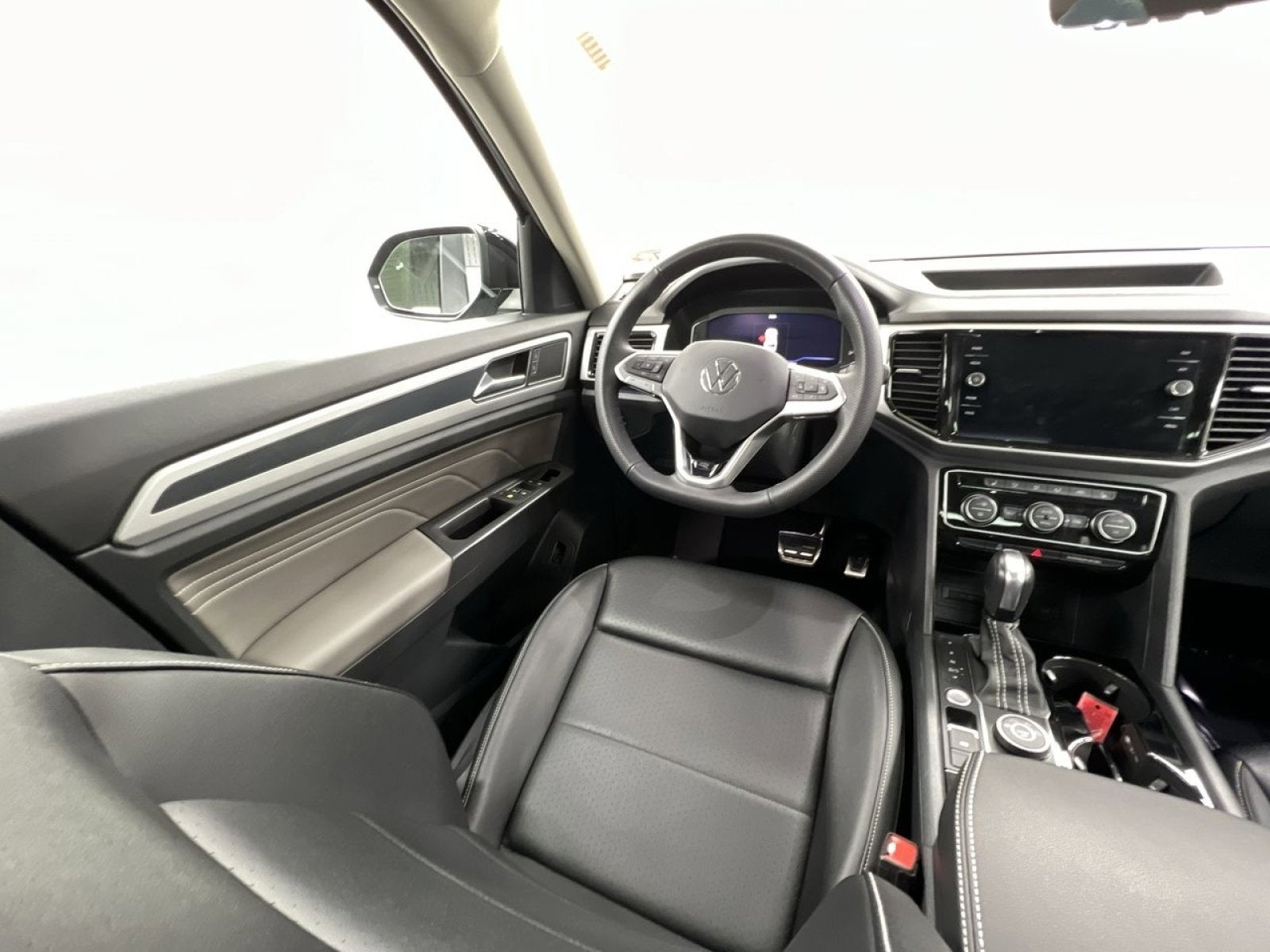 2022 Volkswagen Atlas 3.6L V6 SEL R-Line