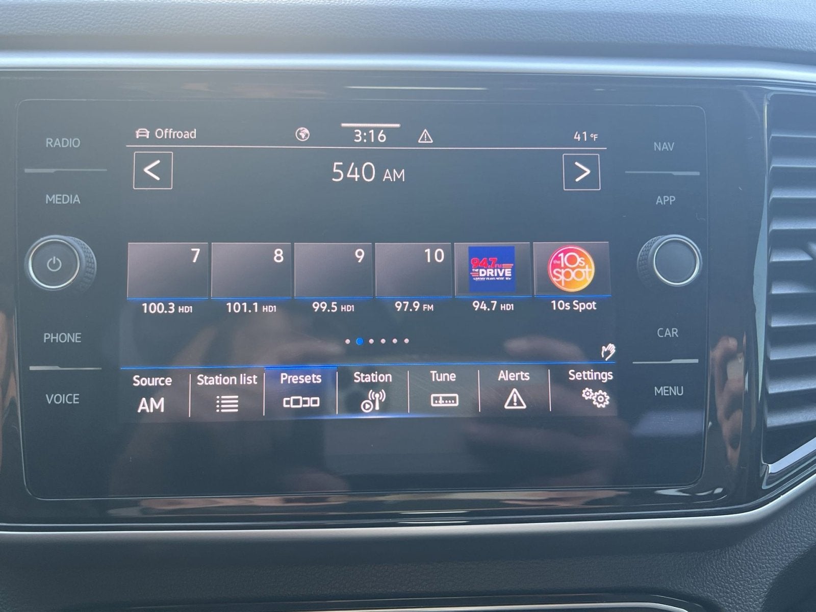 2022 Volkswagen Atlas 3.6L V6 SEL R-Line