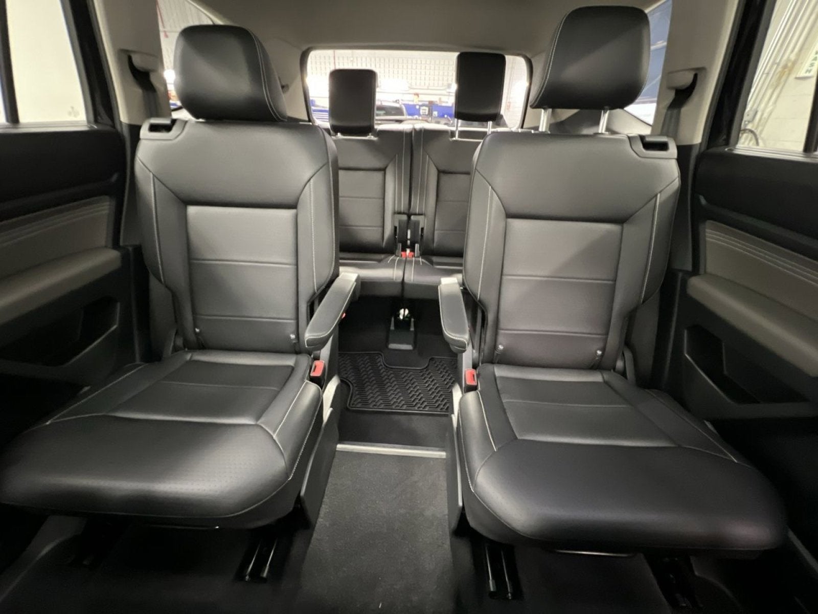 2022 Volkswagen Atlas 3.6L V6 SEL R-Line