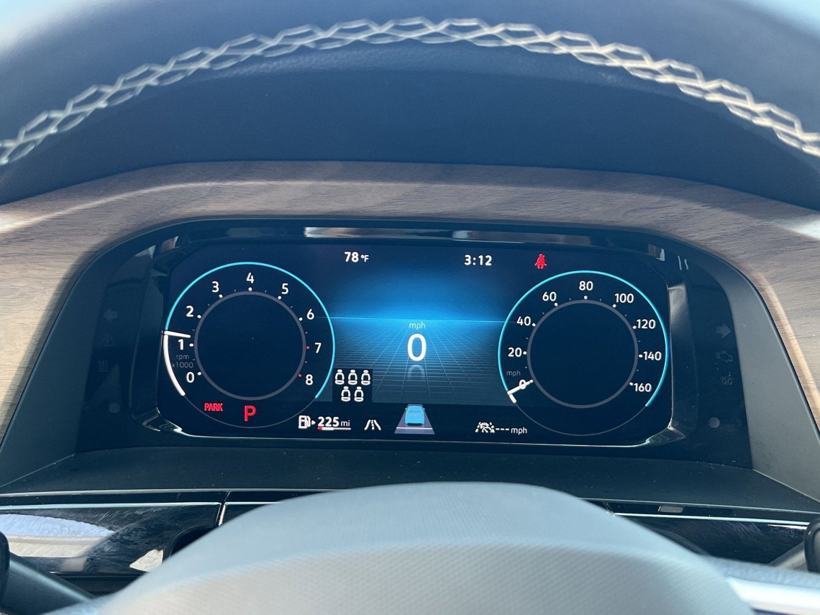 2025 Volkswagen Atlas 2.0T SE w/Technology