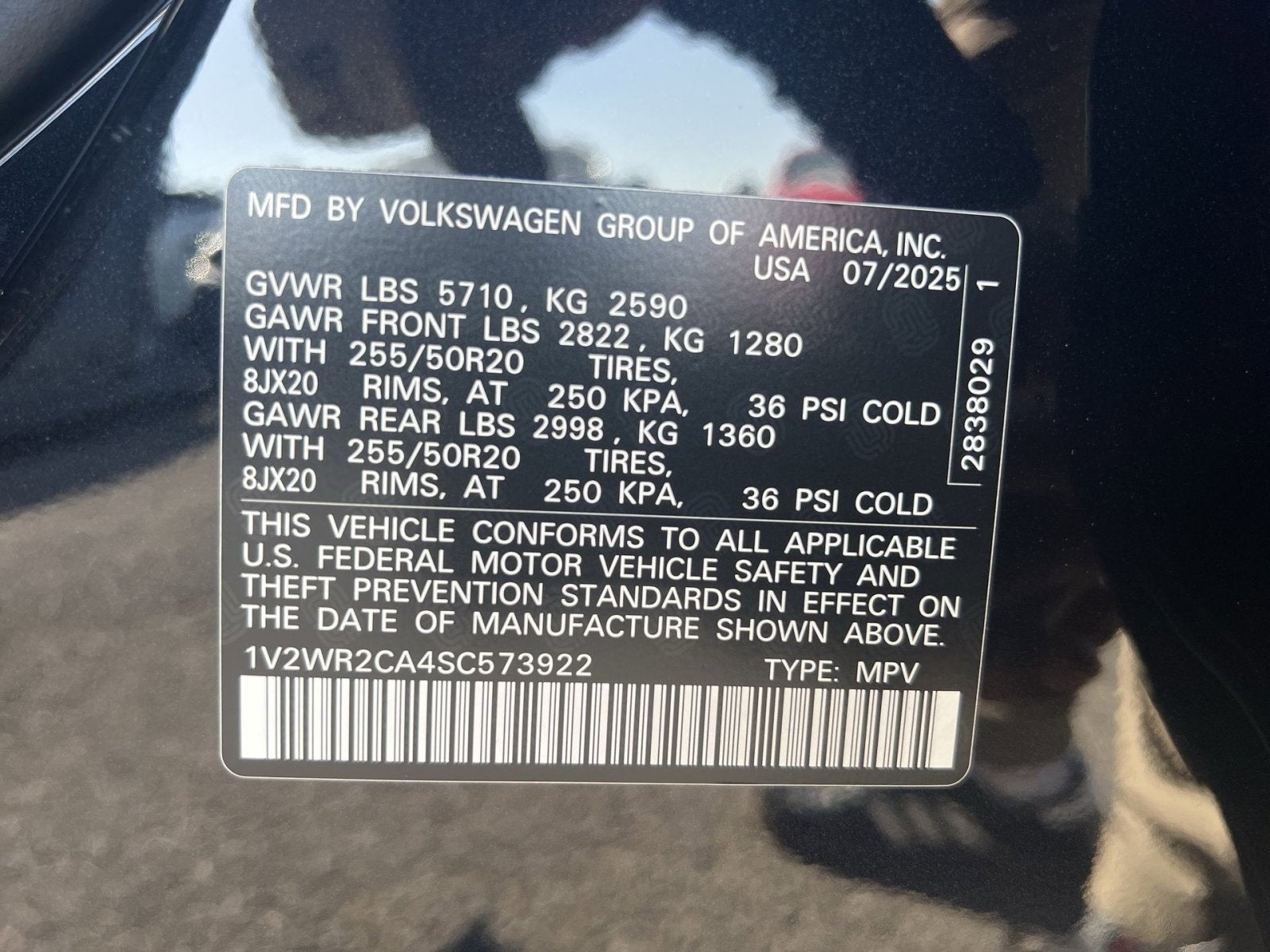 2025 Volkswagen Atlas 2.0T SE w/Technology