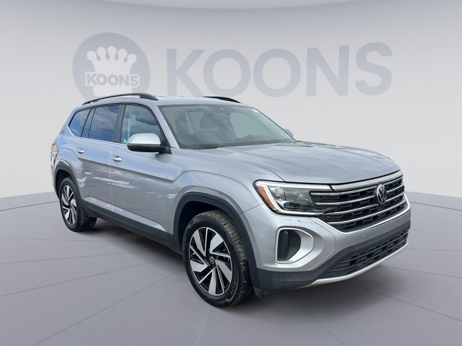 2024 Volkswagen Atlas 2.0T SE w/Technology