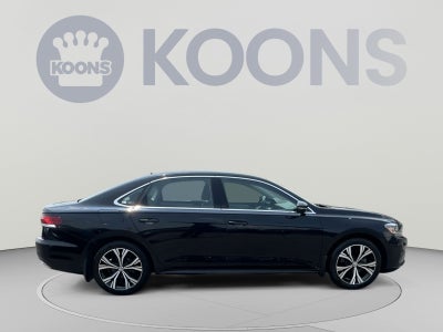 2022 Volkswagen Passat 2.0T SE