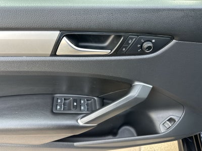 2022 Volkswagen Passat 2.0T SE