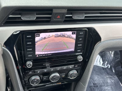 2022 Volkswagen Passat 2.0T SE