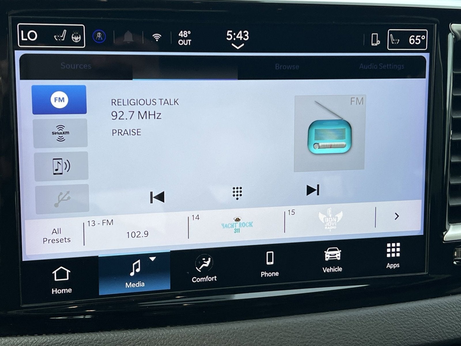 2025 Chrysler Pacifica Select