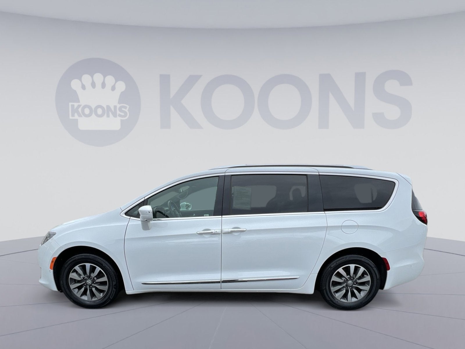 2020 Chrysler Pacifica Touring L Plus