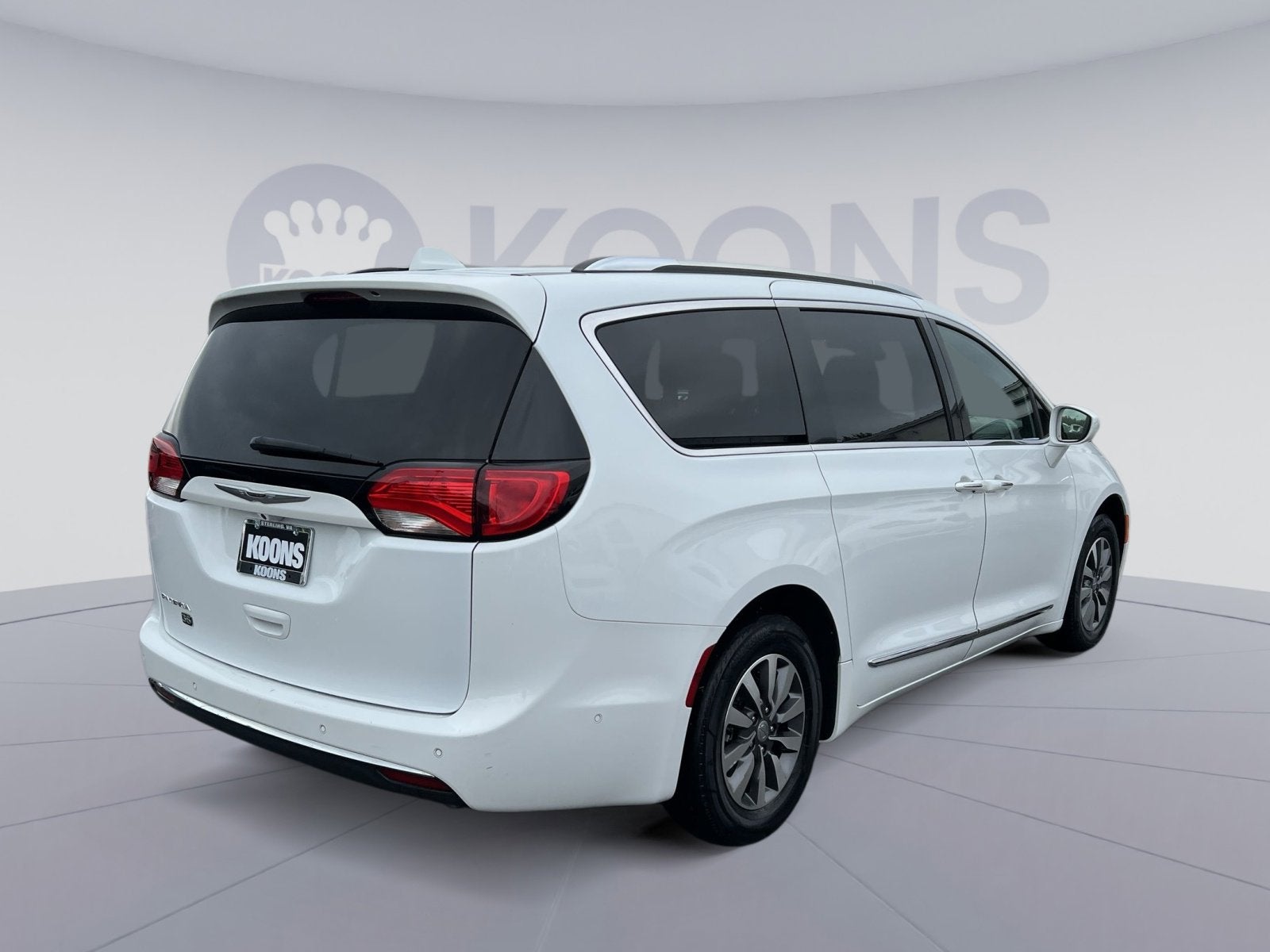 2020 Chrysler Pacifica Touring L Plus
