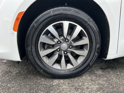 2020 Chrysler Pacifica Touring L Plus