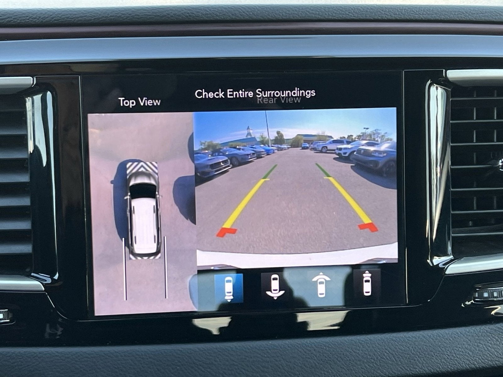 2020 Chrysler Pacifica Touring L Plus